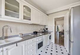 Carvoeiro – First floor 2-bedroom apartment with pool, ocean views and private roof terrace