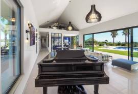 Carvoeiro/Caramujeira – Private 4-bedroom villa with sea views near Marinha
