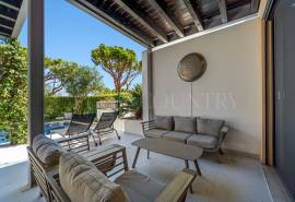 Vale do Lobo – 2+1-bedroom townhouse with pool and garage