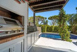 Vale do Lobo – 2+1-bedroom townhouse with pool and garage