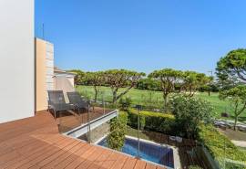Vale do Lobo – 2+1-bedroom townhouse with pool and garage