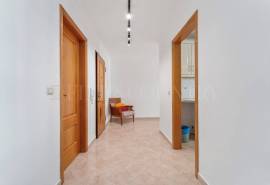 Albufeira – 2-bedroom apartment for long term rental