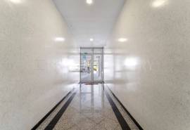 Albufeira – 2-bedroom apartment for long term rental