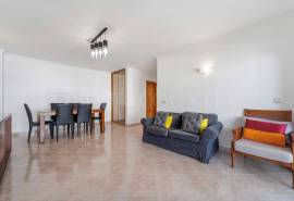 Albufeira – 2-bedroom apartment for long term rental