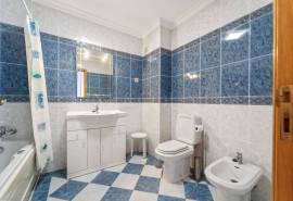 Albufeira – 2-bedroom apartment for long term rental