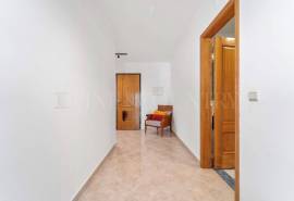 Albufeira – 2-bedroom apartment for long term rental