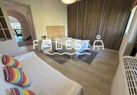 CORNER HOUSE (2 bedrooms + 1) ON A CLOSE ENDED STREET, 500 METRES FROM THE BEACH