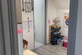Pretty Village House With Dining Room/kitchen, Lounge, 2 En Suite Bedrooms Plus Independent Studio, Garage And Beautiful Courtyard.