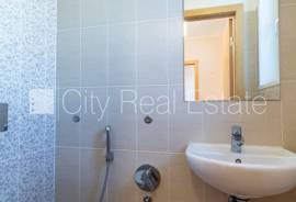 Detached house for rent in Riga district, 231.00m2