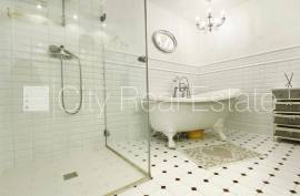 Detached house for sale in Jurmala, 195.00m2