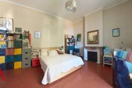 4 room, 119m2 Bourgeois style apartment for sale in Beziers - 199 500 € * 4 room, 119m2 Bourgeois style apartment for sale in Beziers - 199 500 € *