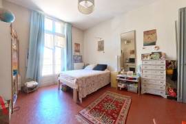 4 room, 119m2 Bourgeois style apartment for sale in Beziers - 199 500 € * 4 room, 119m2 Bourgeois style apartment for sale in Beziers - 199 500 € *