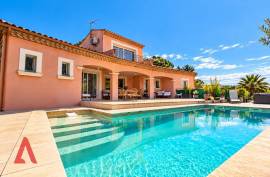 6 room, 193m2 Villa for sale in Magalas - 552 000 € *