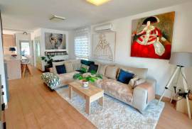 listing listing