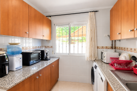 listing listing