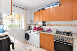 listing listing