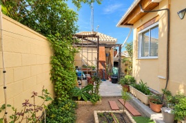 listing listing