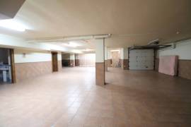 listing listing