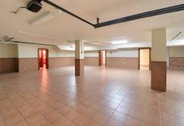 listing listing