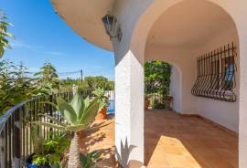 listing listing