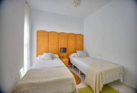 listing listing