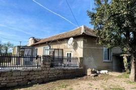 One-Storey House with Large Garden near Balchik and the Sea