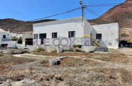 4 Bedroom House For Sale