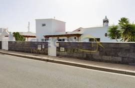 3 Bedroom House For Sale 3 Bedroom House For Sale