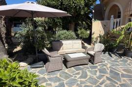 listing listing
