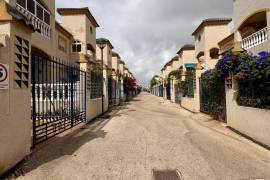listing listing