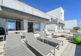 listing listing