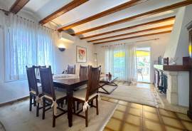 listing listing
