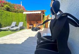 listing listing