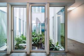 T1+1 with Mezzanine, 4m Ceiling and Rooftop in Santos | For Refurbishment / Investment T1+1 with Mezzanine, 4m Ceiling and Rooftop in Santos | For Refurbishment / Investment