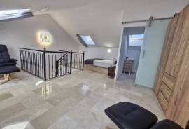listing listing