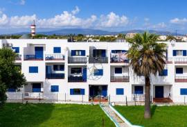 Annual Rental Renovated 2 Bedroom Apartment in Bemposta - Portimão