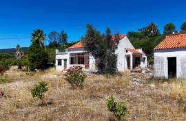 Farm with Sea Views, Abundant Water and Privacy — Rincovo Palmeira, Monchique Farm with Sea Views, Abundant Water and Privacy — Rincovo Palmeira, Monchique
