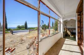 Farm with Sea Views, Abundant Water and Privacy — Rincovo Palmeira, Monchique Farm with Sea Views, Abundant Water and Privacy — Rincovo Palmeira, Monchique