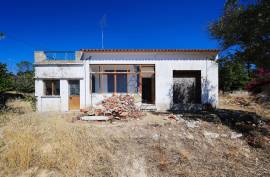 Farm with Sea Views, Abundant Water and Privacy — Rincovo Palmeira, Monchique Farm with Sea Views, Abundant Water and Privacy — Rincovo Palmeira, Monchique
