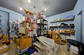 Rent Shop City Center with total area of 131m² (Ground floor of 66m² and Basement of 65m²) - Portimão Rent Shop City Center with total area of 131m² (Ground floor of 66m² and Basement of 65m²) - Portimão