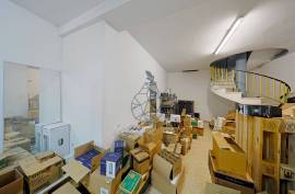 Rent Shop City Center with total area of 131m² (Ground floor of 66m² and Basement of 65m²) - Portimão Rent Shop City Center with total area of 131m² (Ground floor of 66m² and Basement of 65m²) - Portimão