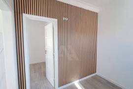 Apartamento T2 remodelado com duas casas de banho e vista mar Apartamento T2 remodelado com duas casas de banho e vista mar