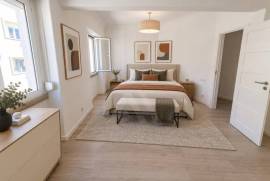 Apartamento T2 remodelado com duas casas de banho e vista mar Apartamento T2 remodelado com duas casas de banho e vista mar