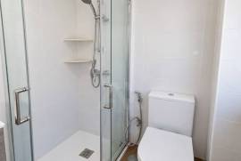 Apartamento T2 remodelado com duas casas de banho e vista mar Apartamento T2 remodelado com duas casas de banho e vista mar