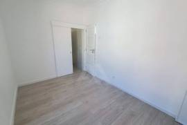 Apartamento T2 remodelado com duas casas de banho e vista mar Apartamento T2 remodelado com duas casas de banho e vista mar