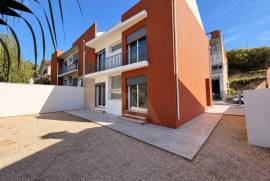 Moradia T4 em Mina de Água, Amadora Moradia T4 em Mina de Água, Amadora