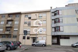 2 bedroom apartment to the urban park in the center of Ermesinde