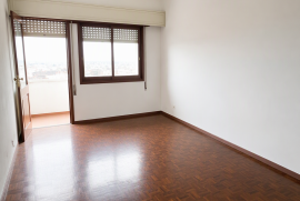 2 bedroom apartment to the urban park in the center of Ermesinde 2 bedroom apartment to the urban park in the center of Ermesinde