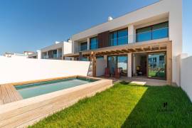 2+1-bedroom apartment with private pool, in the tourist development Pestana Porto Covo Village