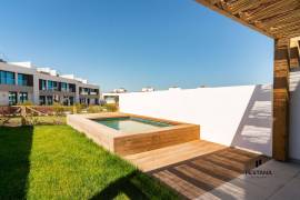 2+1-bedroom apartment with private pool, in the tourist development Pestana Porto Covo Village
